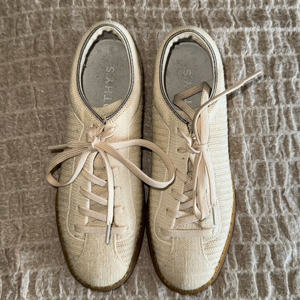 Rothy's Cream Knit Lace-Up Sneakers